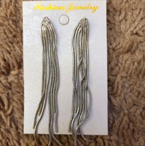 Dangle earrings